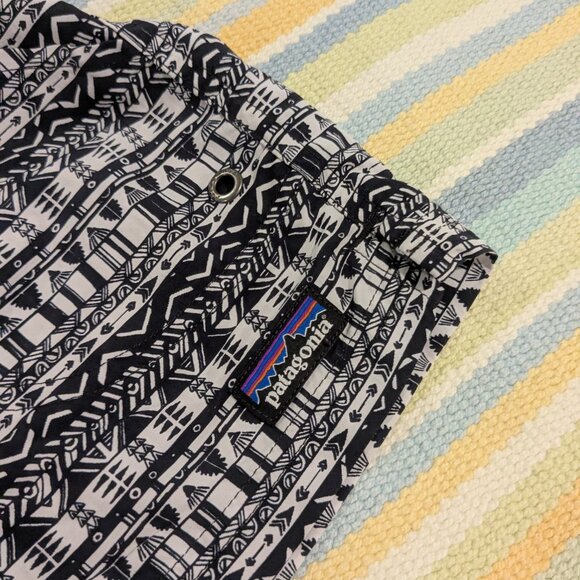 ⭐ Girls Patagonia Costa Rica Baggies Shorts Size XS 5/6 - Picture 2 of 8